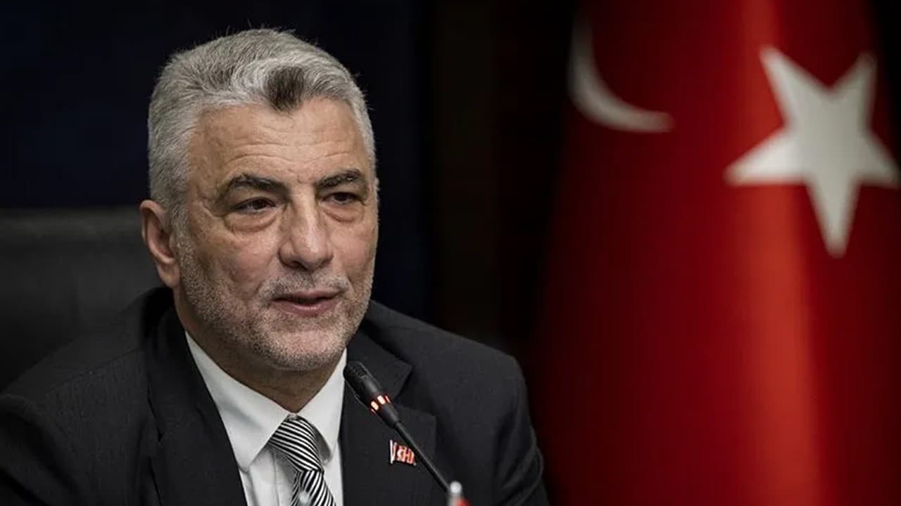 Bakan Bolat, eski Katar Emiri için taziye ziyaretinde bulundu