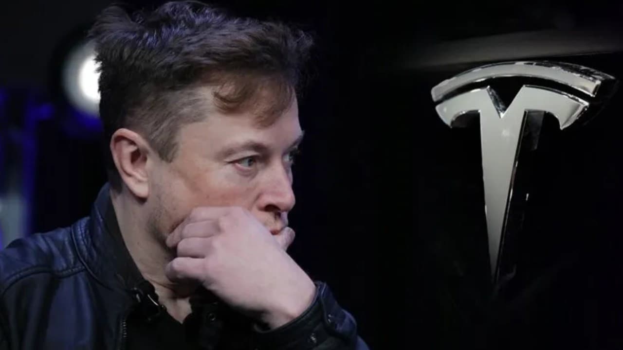 Elon Musk, şirketlerinin zor döneminde itiraflarda bulundu