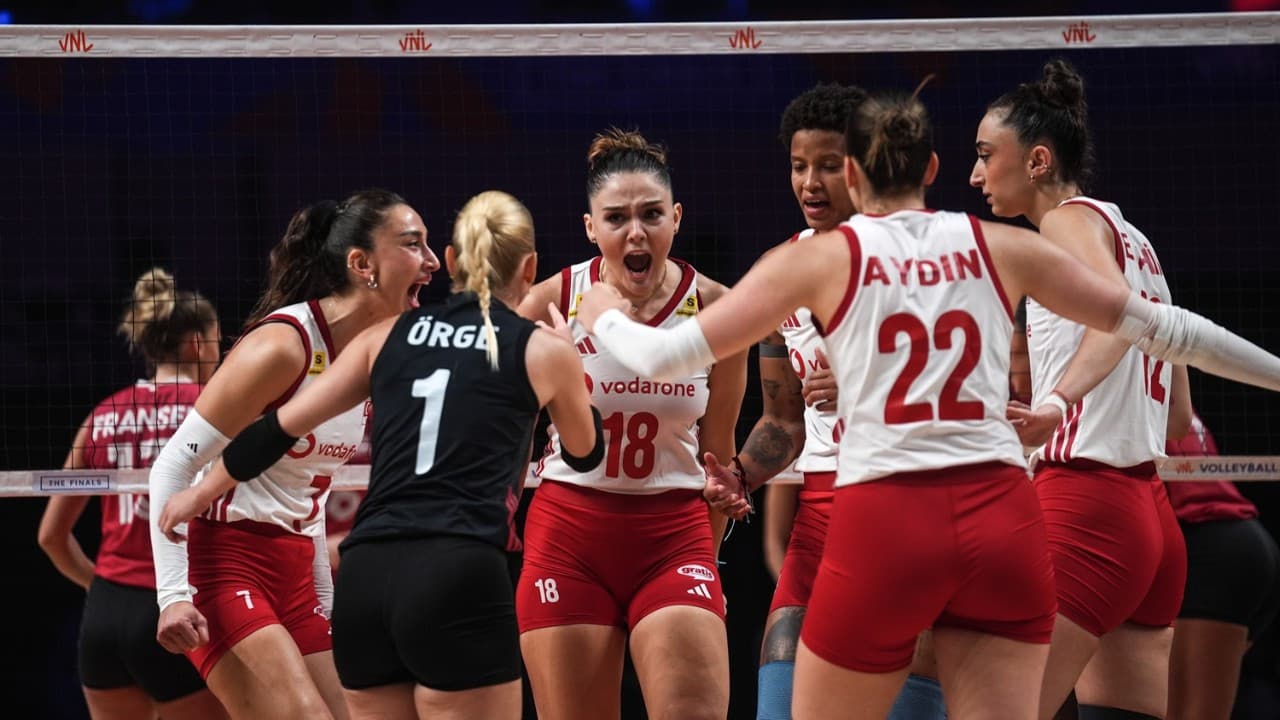 Filenin Sultanları, Çin ile final için mücadele edecek