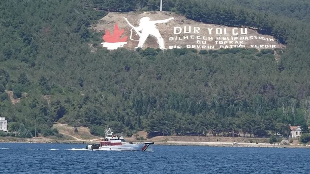Çanakkale Boğazı'nda gemi trafiği geçici olarak durduruldu