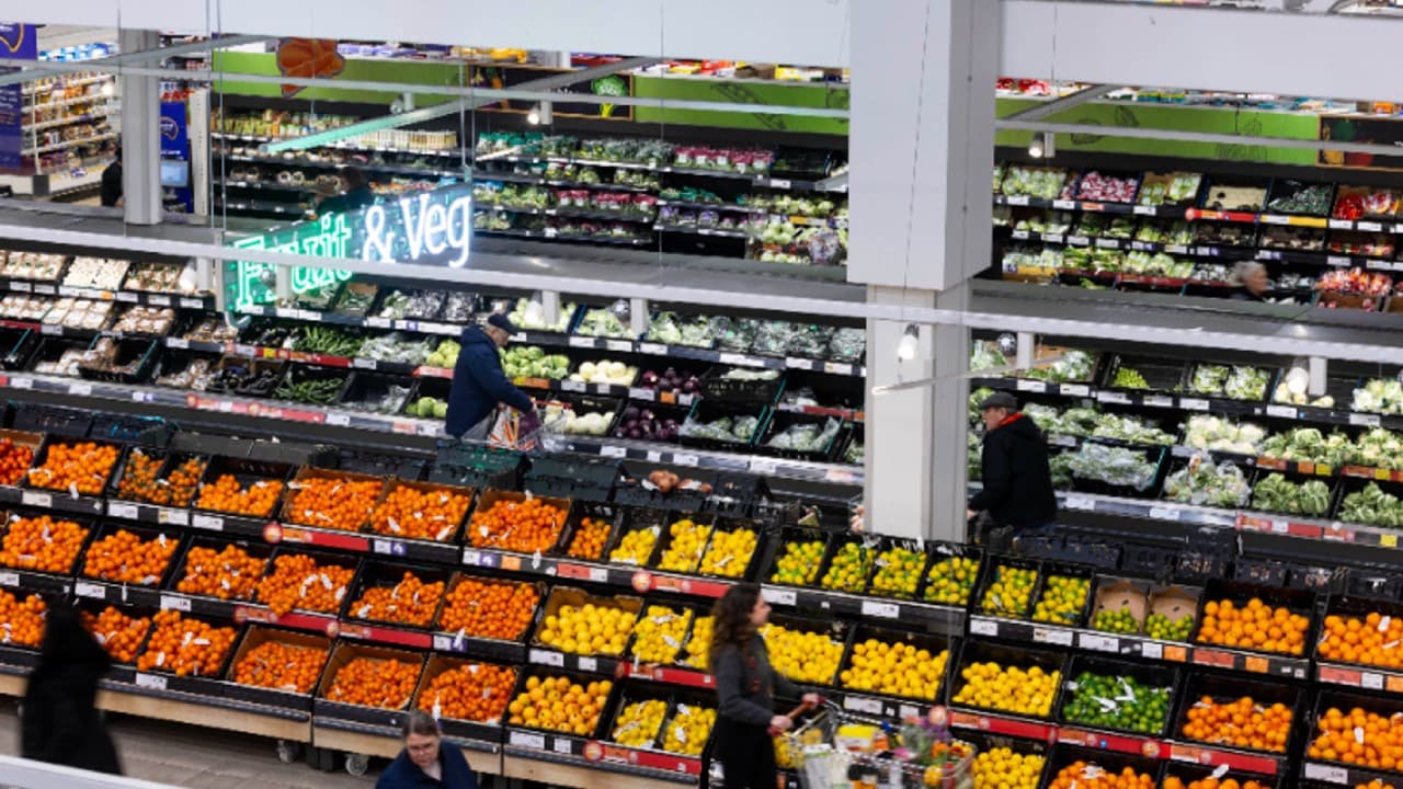 Sainsbury's, Argos'u 120 milyon sterline Swift Partners'a sattı
