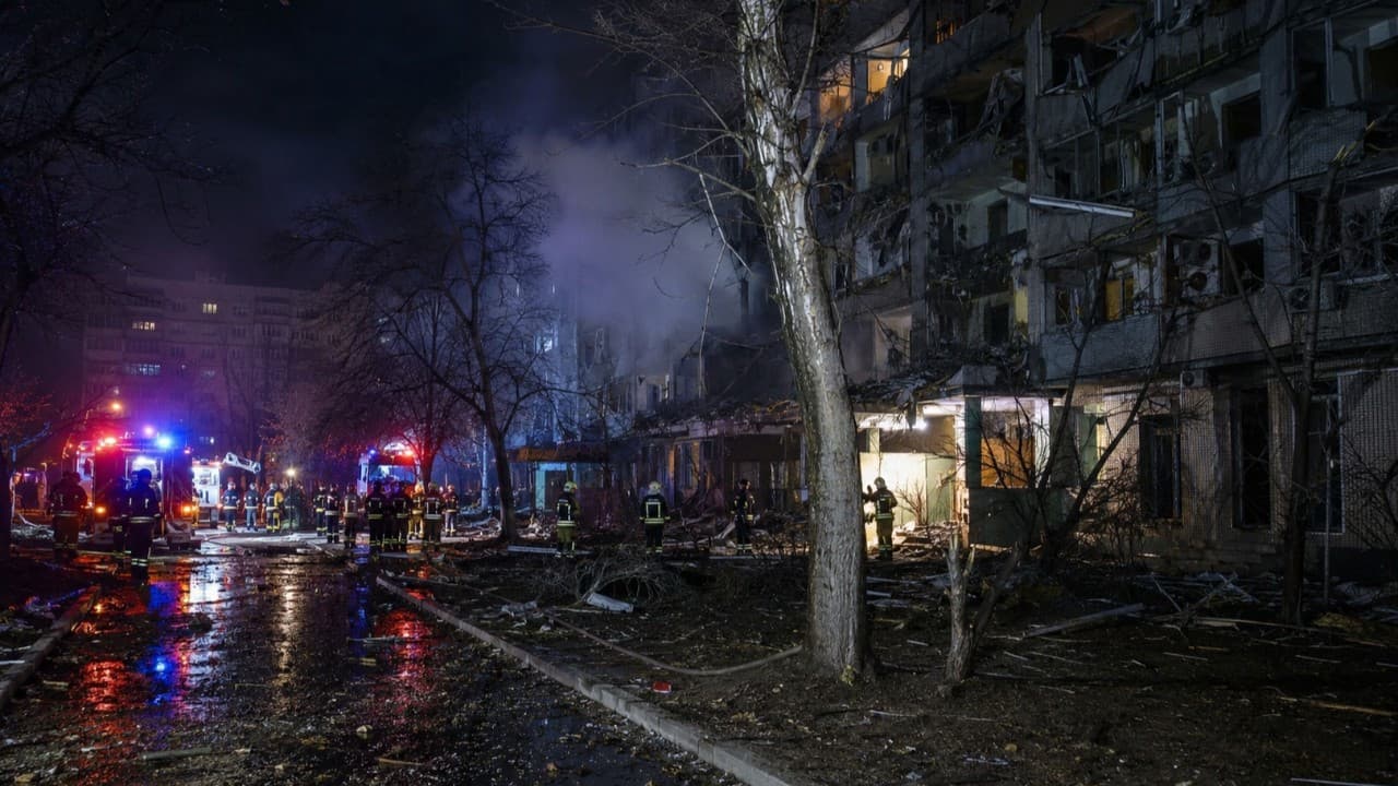 Kiev'e balistik füze saldırısı: 9 ölü, 22 yaralı