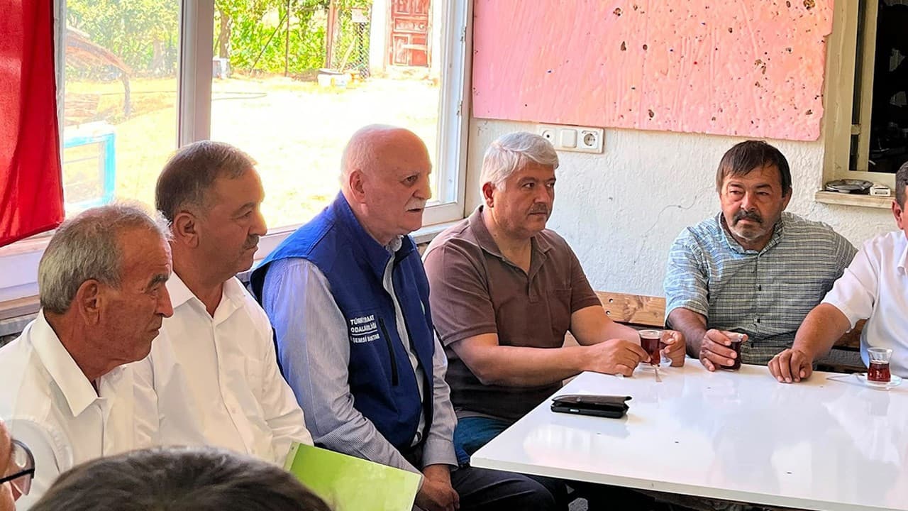 TZOB Başkanı Bayraktar, yangın bölgesinde çiftçilere destek çağrısı yaptı