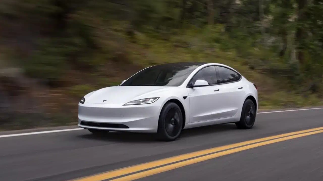 Tesla, 20 bin 349 aracı geri çağırdı