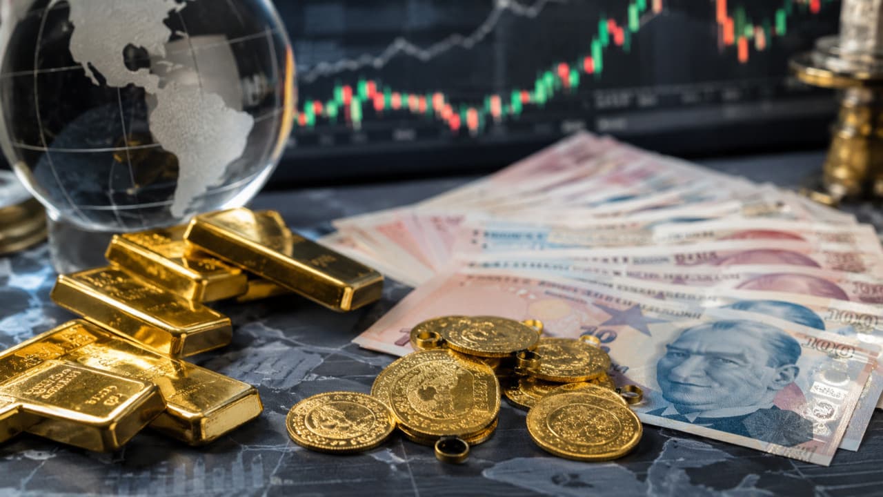Altın fiyatları 4.400 doların üzerinde, gram altın 6.770 TL'ye yükseldi