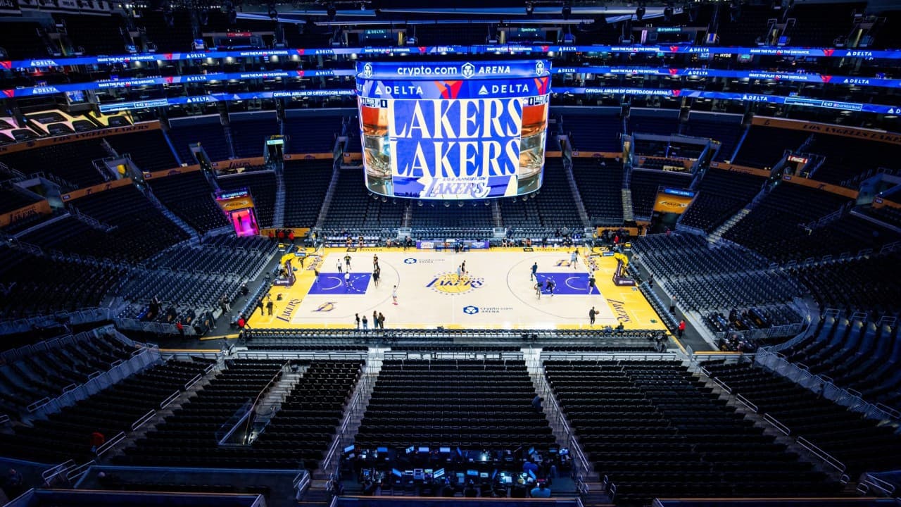 Lakers için tarihi satış anlaşması yapıldı