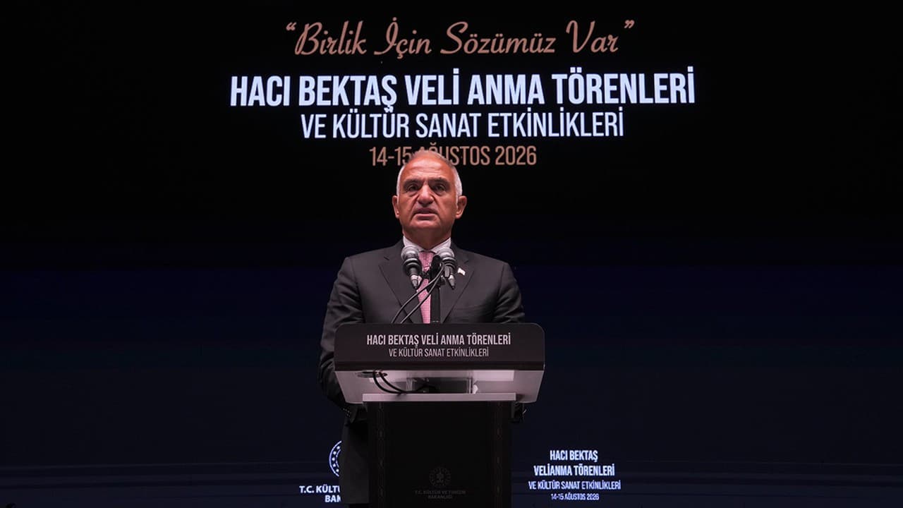 Bakan Ersoy, insanlık için birlik ve kardeşlik çağrısı yaptı
