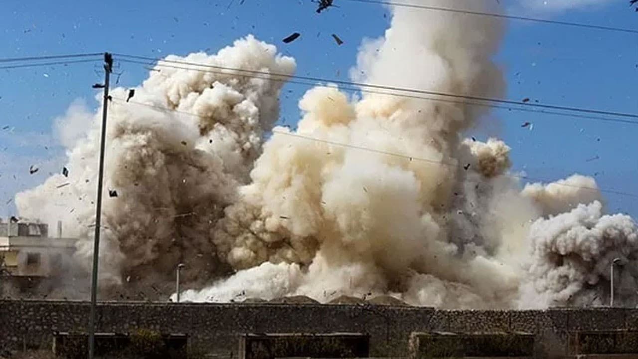 Kahire'deki alışveriş merkezinde patlama: 3 ölü, 17 yaralı