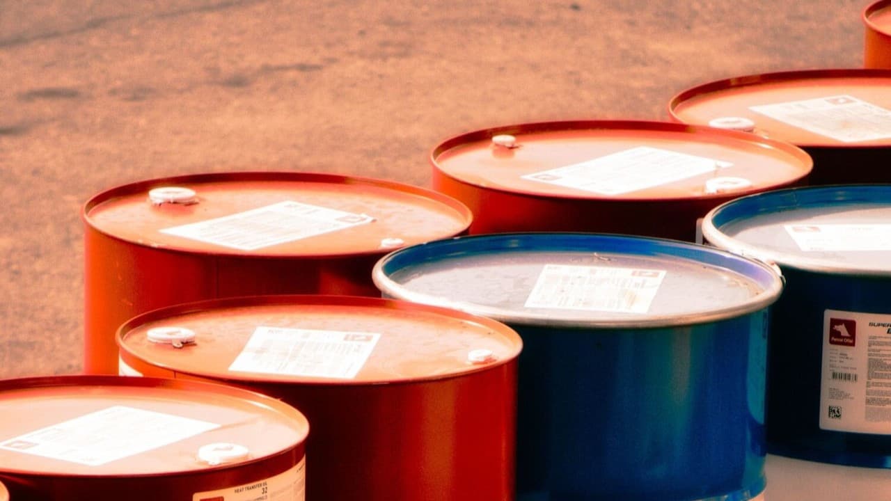 Hürmüz Boğazı'ndaki saldırı petrol fiyatlarını yükseltti