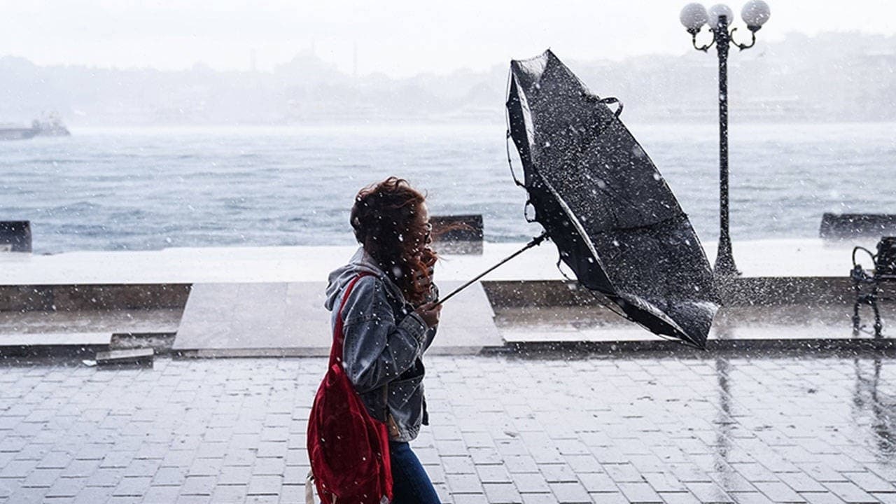 Meteoroloji sağanak ve fırtına uyarısı yaptı, sıcaklıklar düşecek