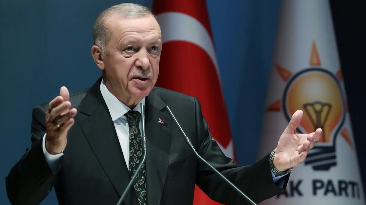 Cumhurbaşkanı Erdoğan, AK Parti'nin 25. yılı için yeni dönemin önceliklerini açıkladı