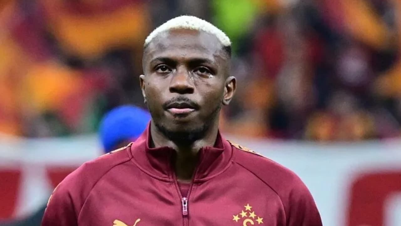 Victor Osimhen'in geleceği hakkında yeni transfer iddiaları gündemde