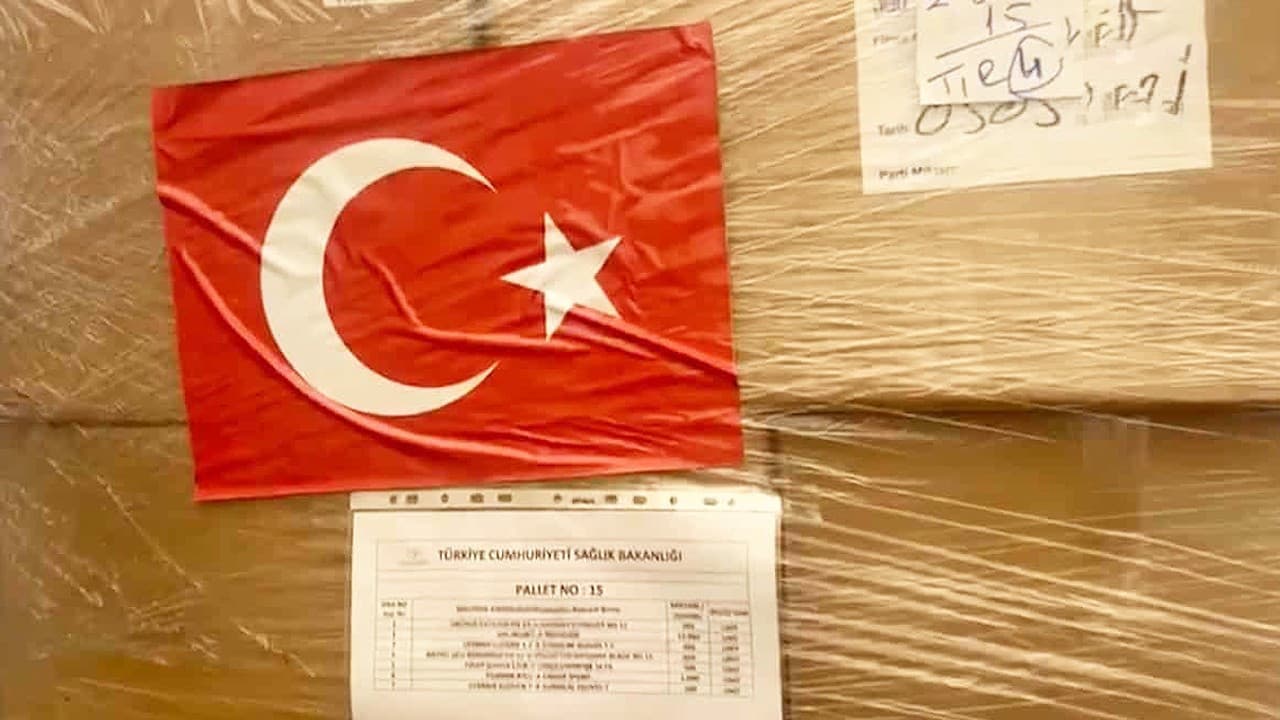 Sağlık Bakanlığı Lübnan'a 15,6 ton tıbbi yardım gönderdi