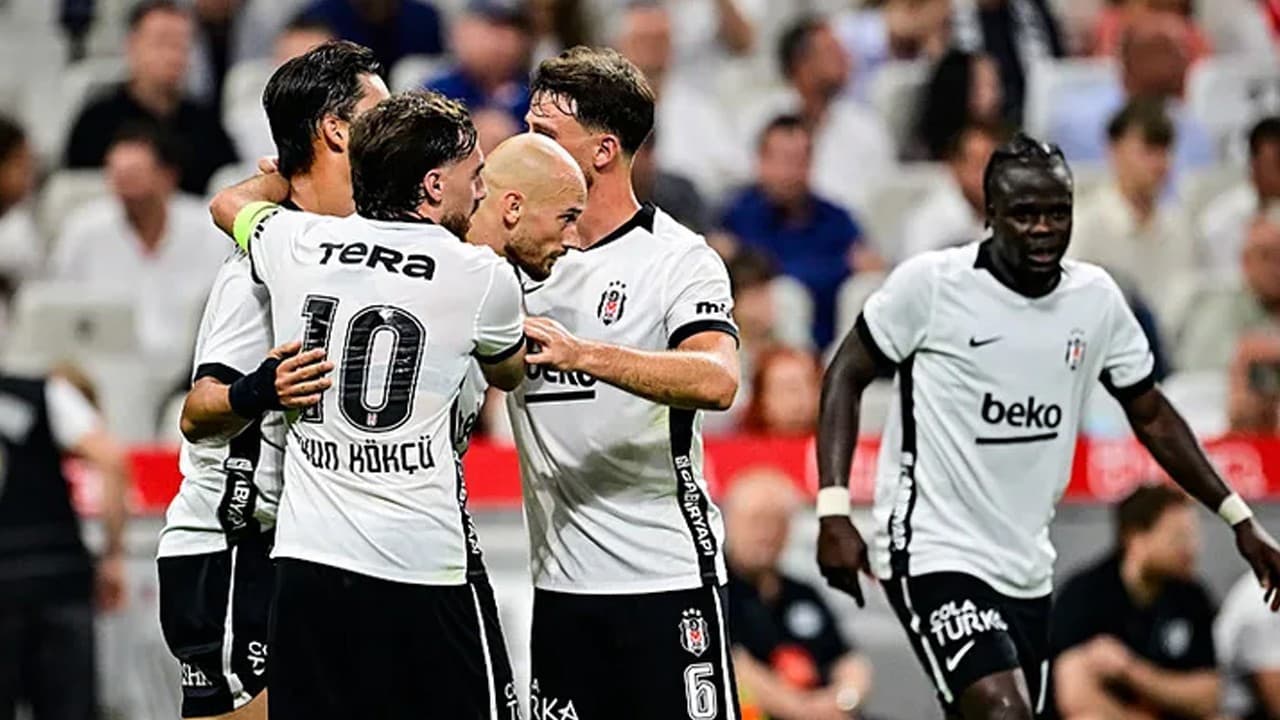 Beşiktaş ve Eyüpspor'un ilk 11'leri açıklandı