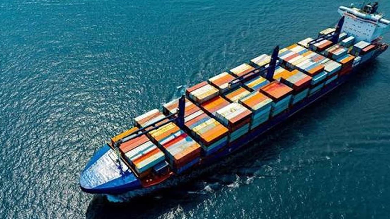 Samsun açıklarında balıkçılar tarafından konteyner bulundu