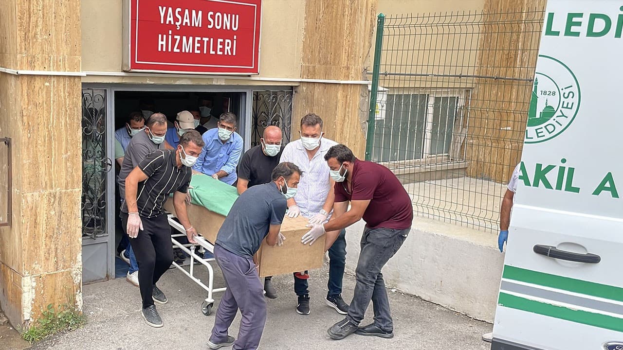 Sivas'ta KKKA tedavisi gören 63 yaşındaki kişi hayatını kaybetti