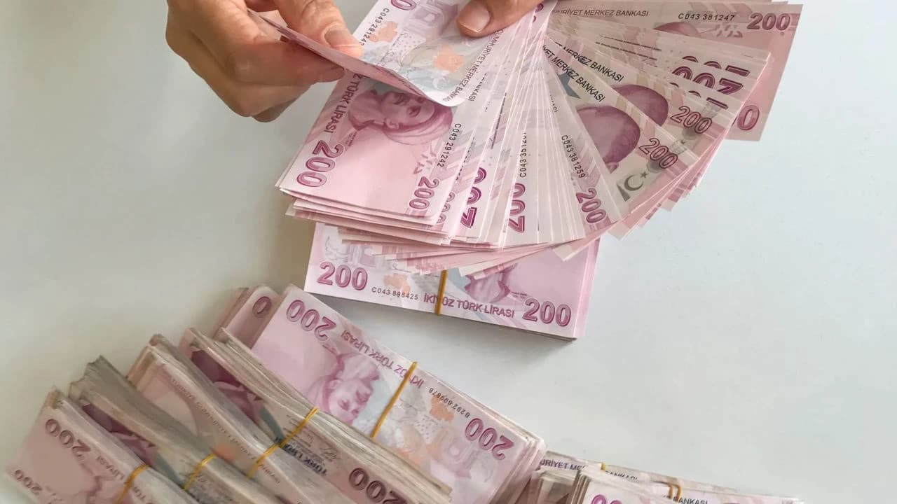 Temmuzda vergi gelirleri 1,2 trilyon lirayı geçti