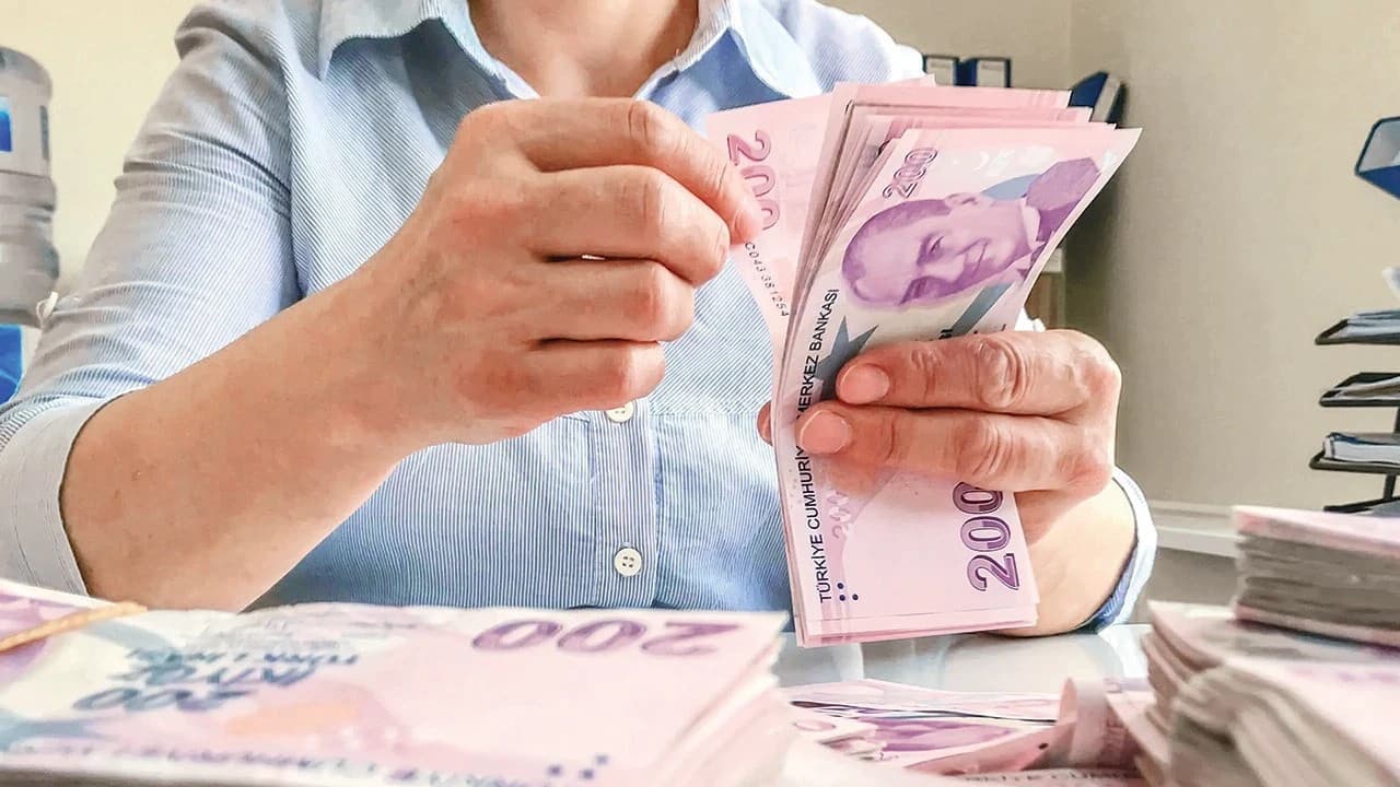 Emeklilik için 2026 mı 2027 mi daha avantajlı?