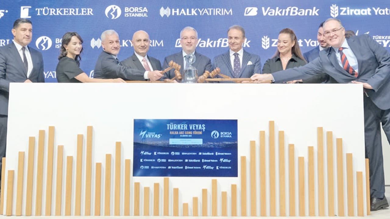 Borsa İstanbul'da Türker VEYAŞ için gong töreni yapıldı