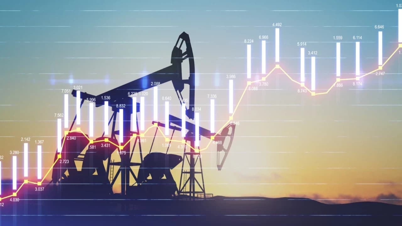Hürmüz Boğazı'ndaki gerilim petrol fiyatlarını artırdı