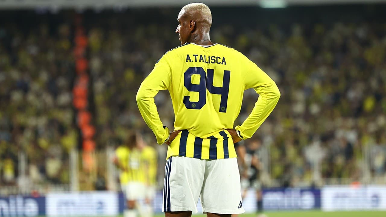 Fenerbahçe, Talisca'nın kadroda yer almadığını duyurdu