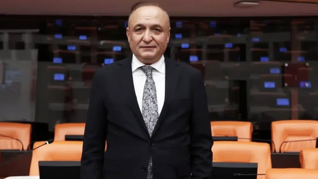 Bıçaklı saldırıda yaralanan Melih Meriç İstanbul'a sevk edildi