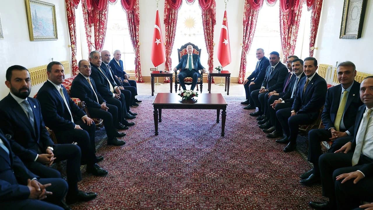 Erdoğan, dört büyük kulübün başkanlarını kabul etti