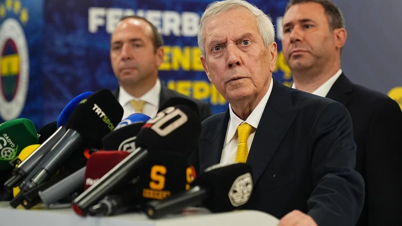 Aziz Yıldırım, derbi sonrası hakem kararlarını eleştirdi