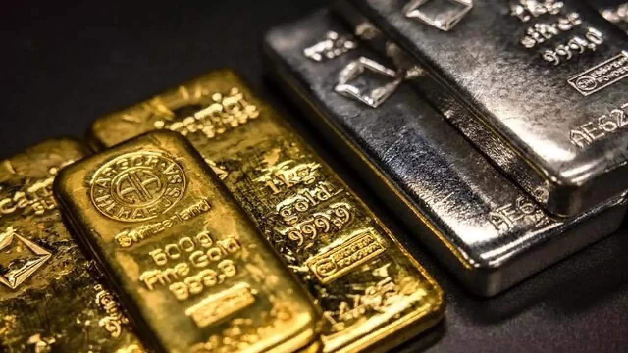 Altın ve gümüşte satış baskısı sürüyor, merkez bankaları alım yapmaya devam ediyor