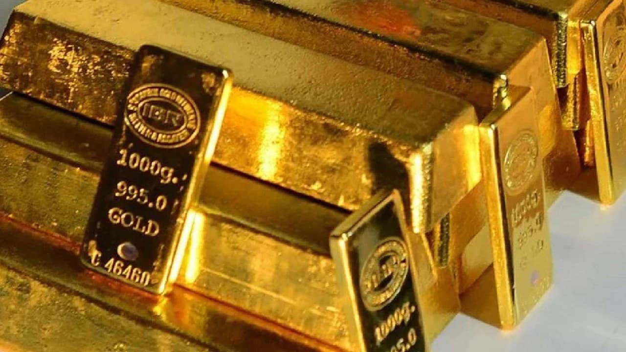 Altın, ABD Hazine tahvillerini geçerek tarihi bir eşik aştı