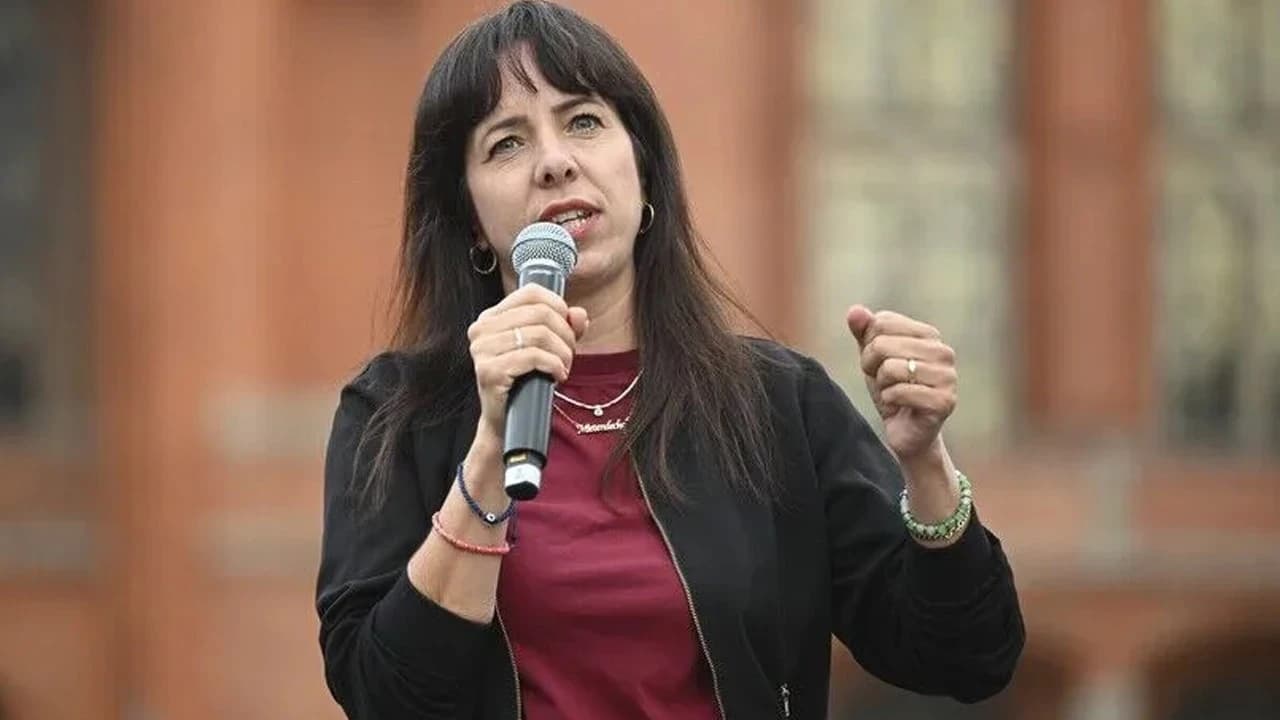 Berlin seçimlerinde Elif Eralp'in partisi birinci sırada