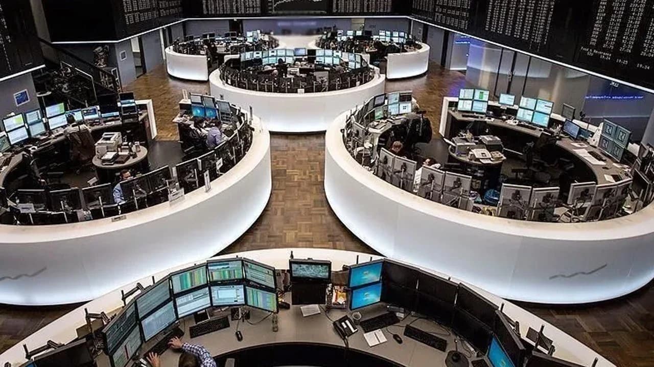 Avrupa borsaları belirsizlikle günü kapattı