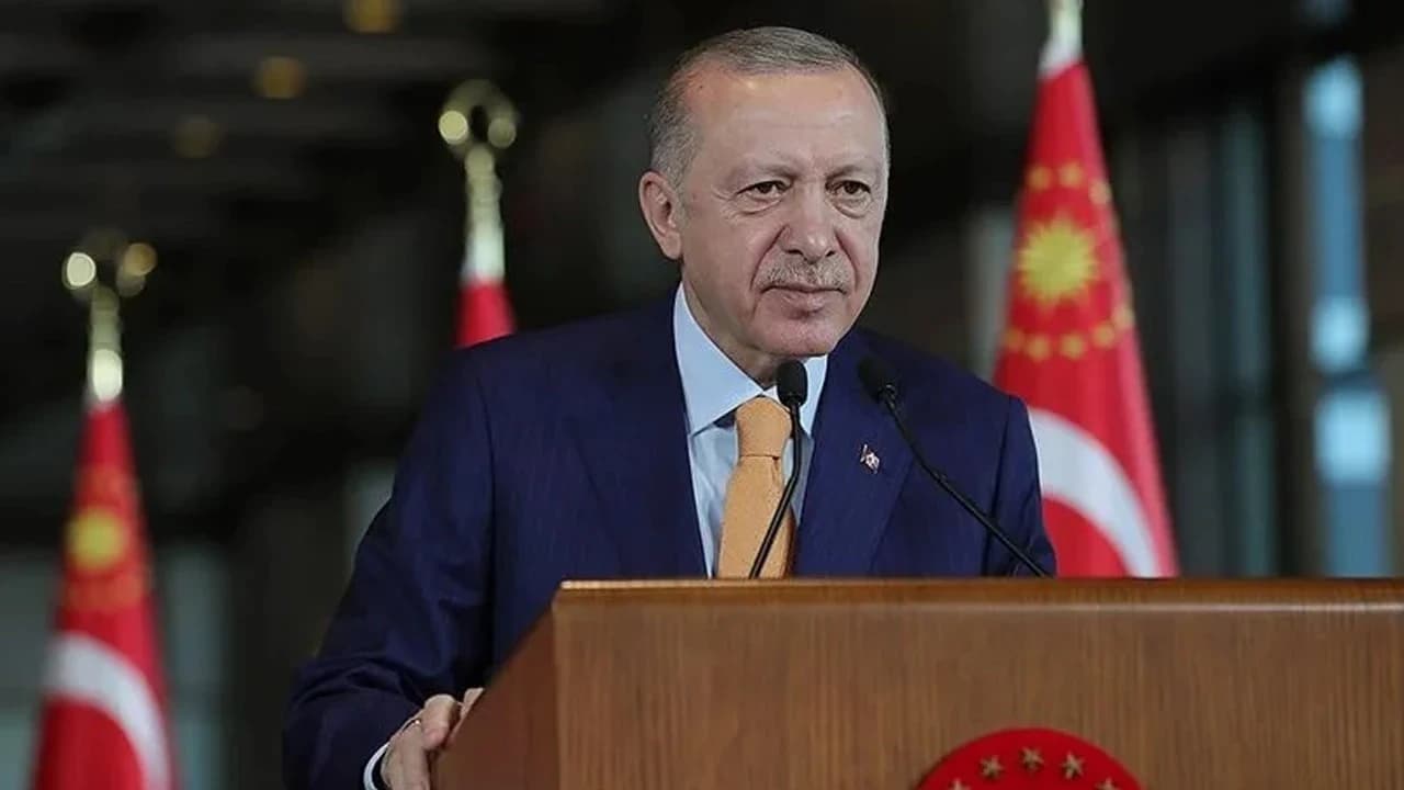 Cumhurbaşkanı Erdoğan fon soruşturmasında şeffaflık talep etti