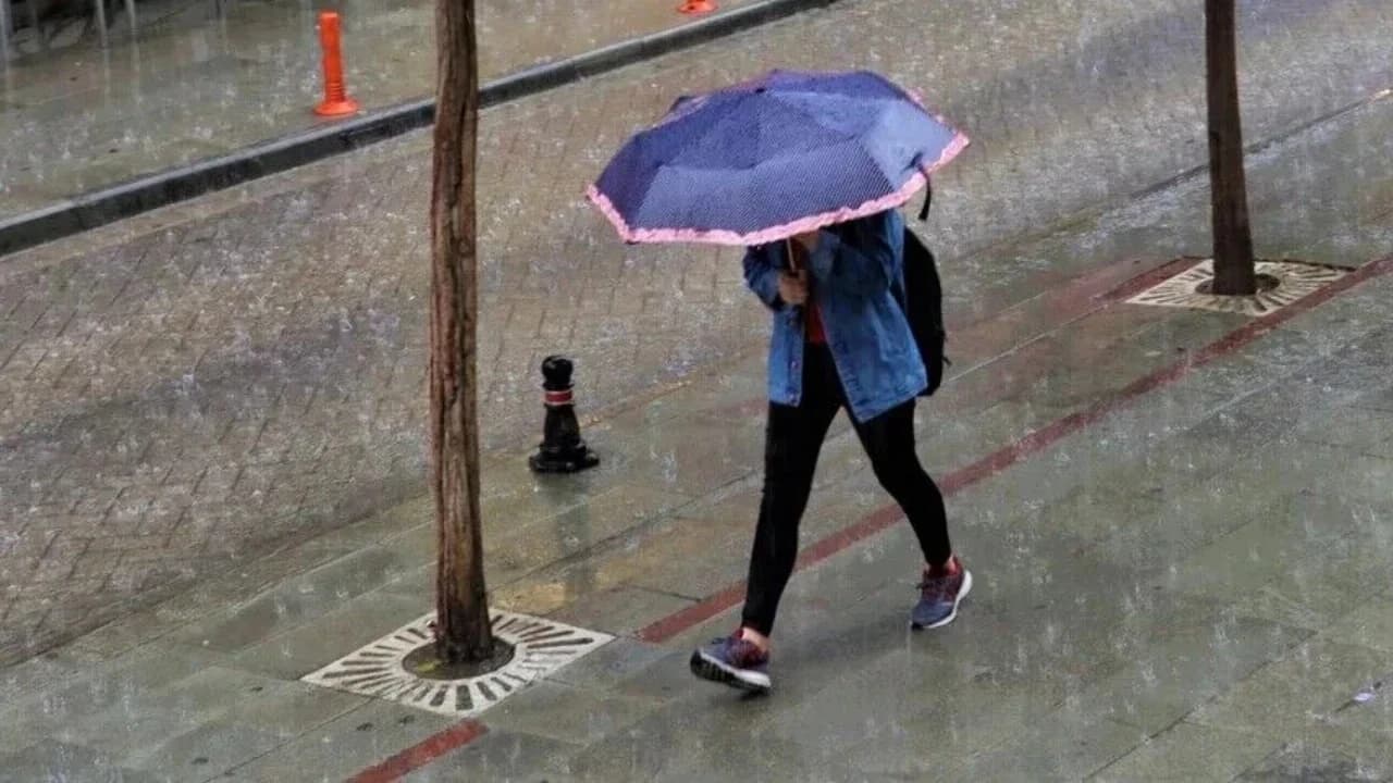 Meteoroloji'den sağanak yağış uyarısı: Birçok bölgede etkili olacak