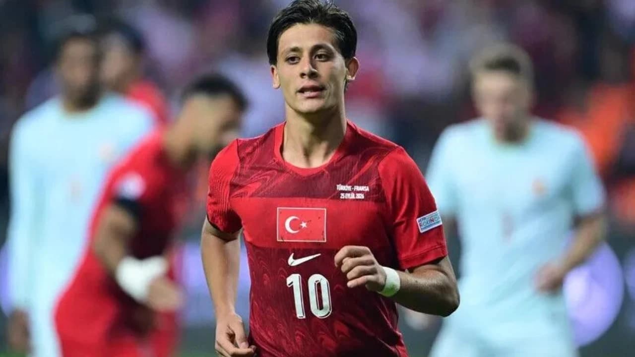 A Milli Takım Belçika karşısında yenildi, gruptan çıkma durumu belirsiz.