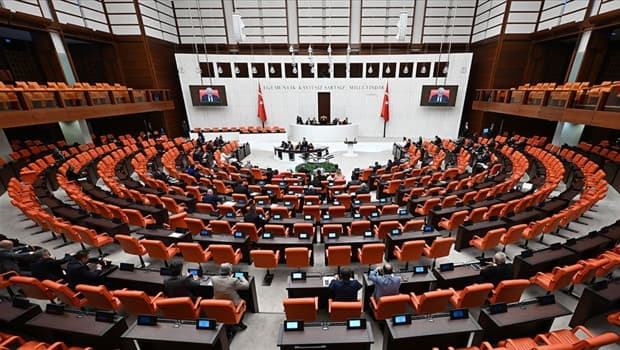 Meclis'ten sosyal medya saldırılarına tepki