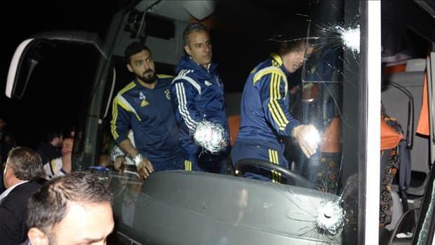 Bakan Gürlek, Fenerbahçe saldırı dosyasını yeniden incelemeye aldı