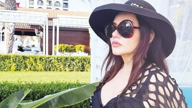 Deniz Seki Alanya'da bayram tatili yapıyor
