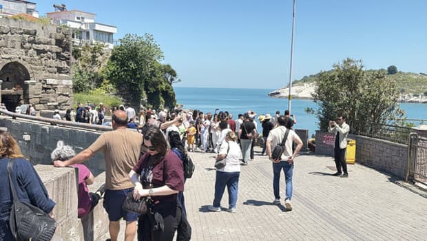 Amasra'da Kurban Bayramı tatili yoğunluğu: 25 bin 308 araç girişi