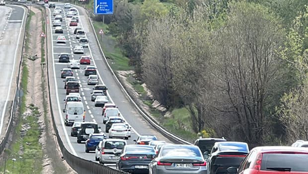 Kurban Bayramı tatilcileri geri dönmeye başladı, trafik yoğunlaştı