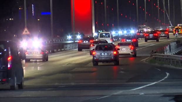Köprülerde bayram dönüşü trafiği yoğunlaştı