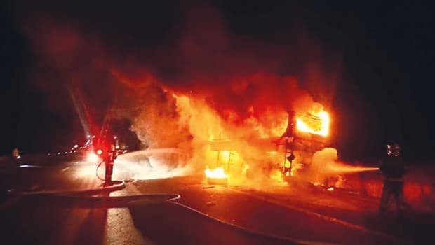 Denizli'de otobüs kazası: 8 ölü, 33 yaralı
