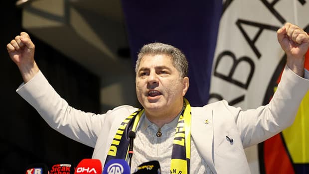 Hakan Safi, transferleri yarın açıklayacaklarını duyurdu.
