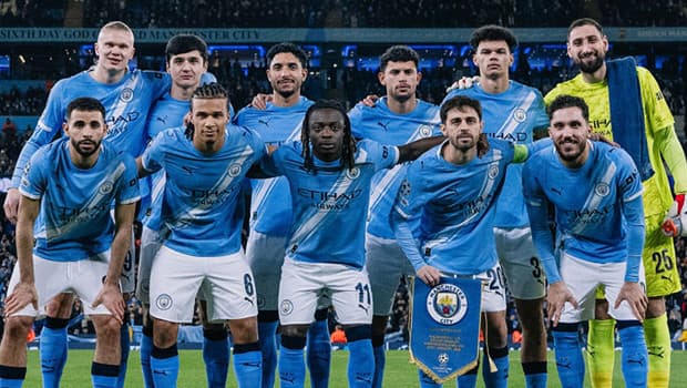 Fenerbahçe, Manchester City ile transfer görüşmelerine başladı
