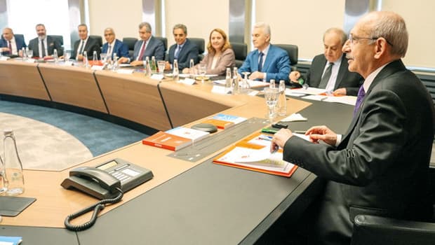 Özgür Özel’in 9 kurmayı disipline sevk edildi