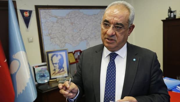 Aksakal, DSP ile görüşmelerini Meclis'te açıkladı
