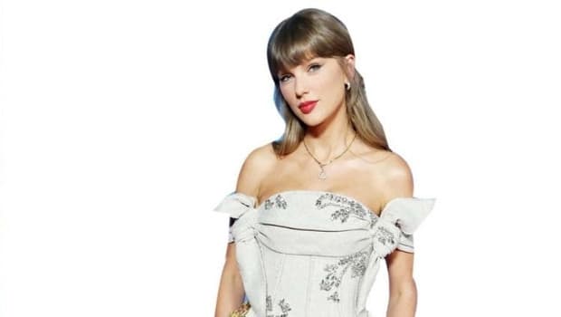 Taylor Swift, Türk modacıyı tercih etti