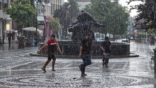 Meteoroloji Edirne, Kırklareli ve Tekirdağ için yağış uyarısı yaptı