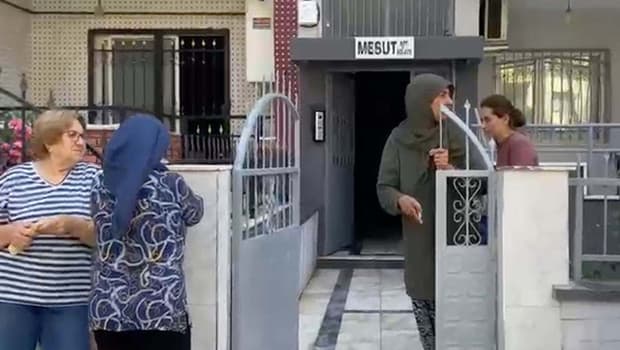 Manisa'da boşanma aşamasındaki eşini öldüren adam kızıyla da kavga etti