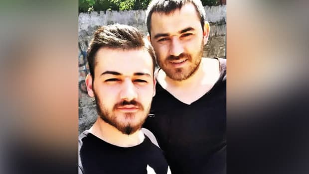 Samsun'da polis, şüpheli iki kişiyi durdurdu ve üst araması yaptı